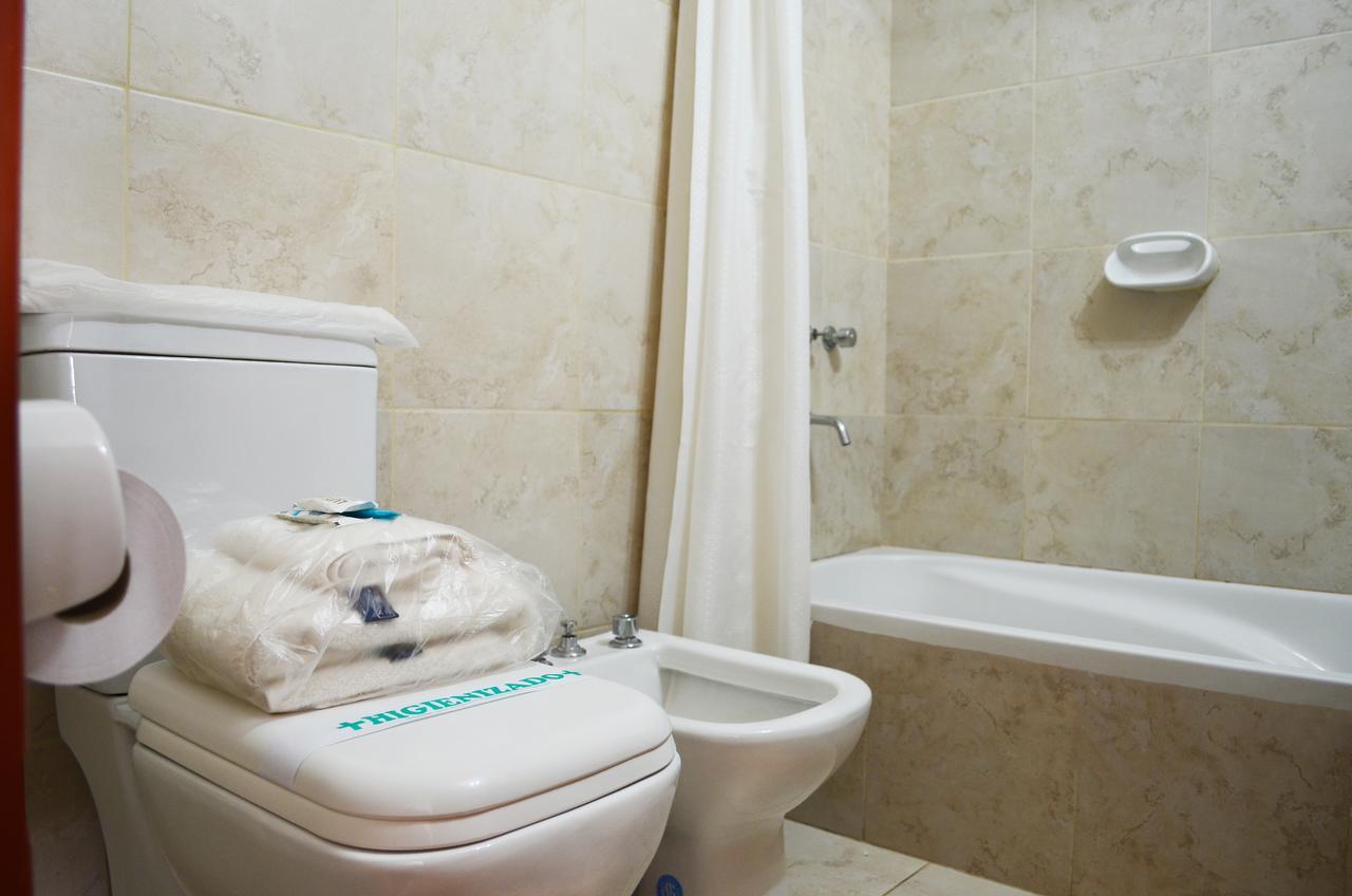 Hotel Huemul جنرال روكا المظهر الخارجي الصورة